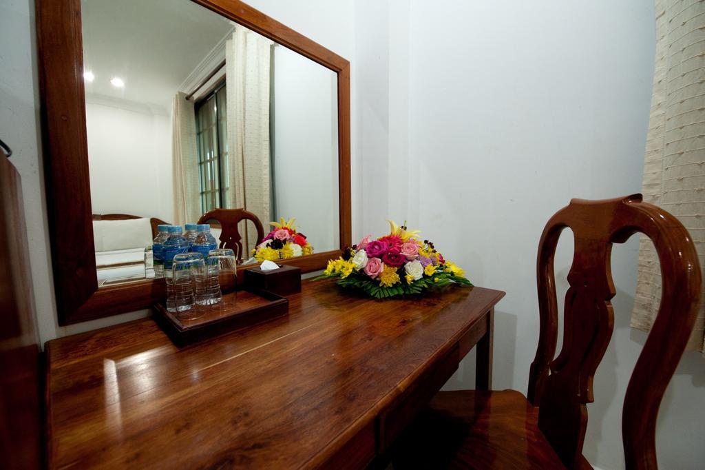 פנום פן Wei Si Deng Hotel & Restaurant מראה חיצוני תמונה