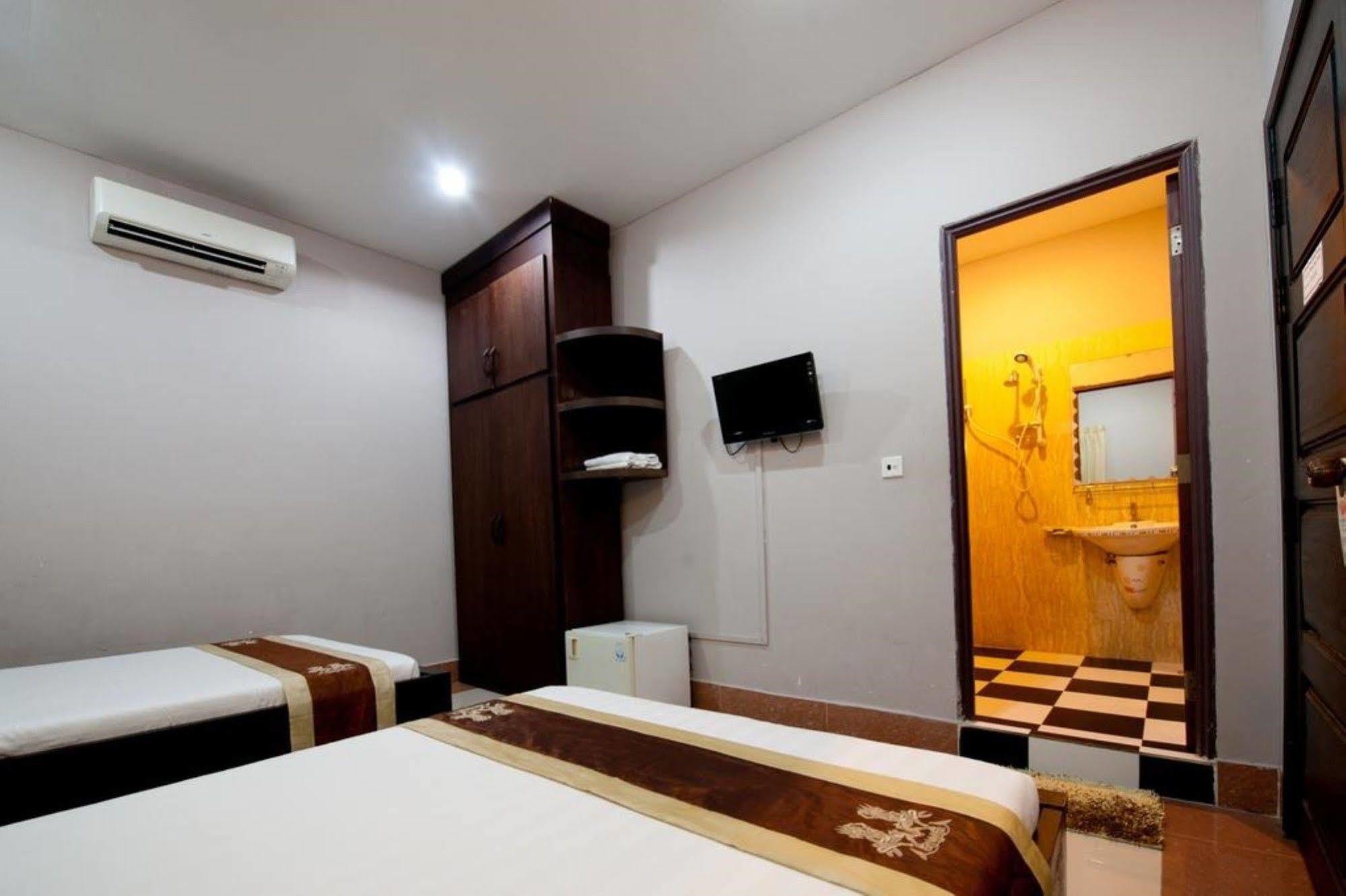 פנום פן Wei Si Deng Hotel & Restaurant מראה חיצוני תמונה