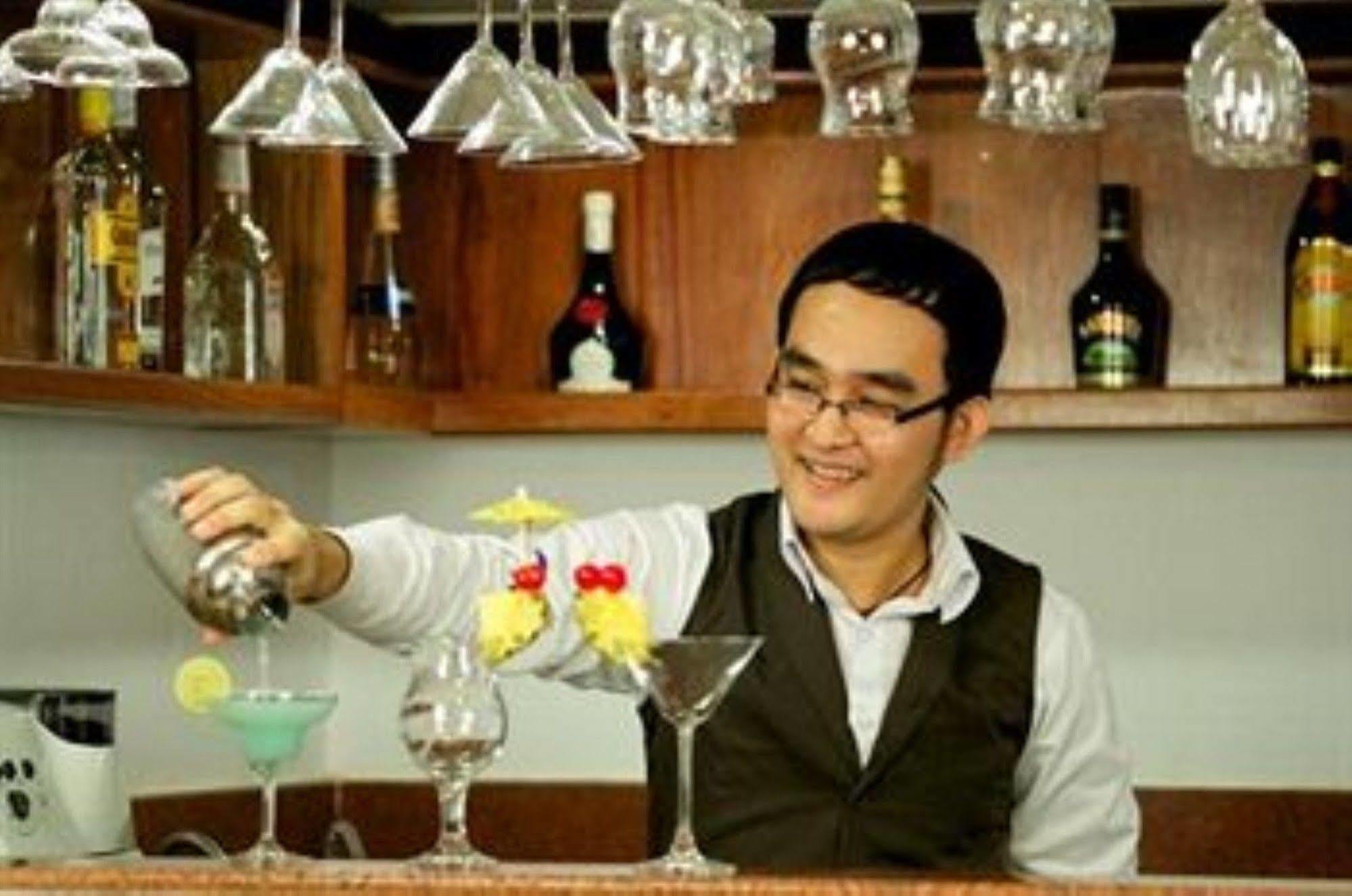 פנום פן Wei Si Deng Hotel & Restaurant מראה חיצוני תמונה