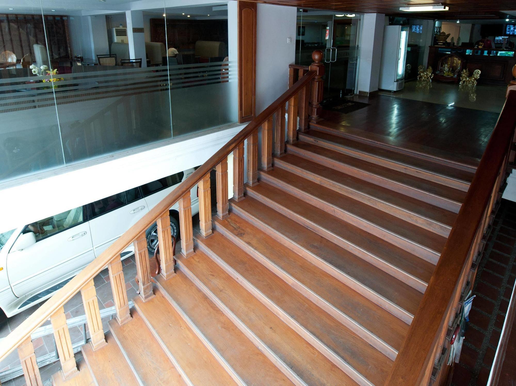 פנום פן Wei Si Deng Hotel & Restaurant מראה חיצוני תמונה