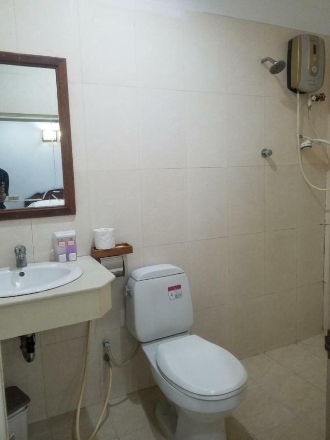 פנום פן Wei Si Deng Hotel & Restaurant מראה חיצוני תמונה