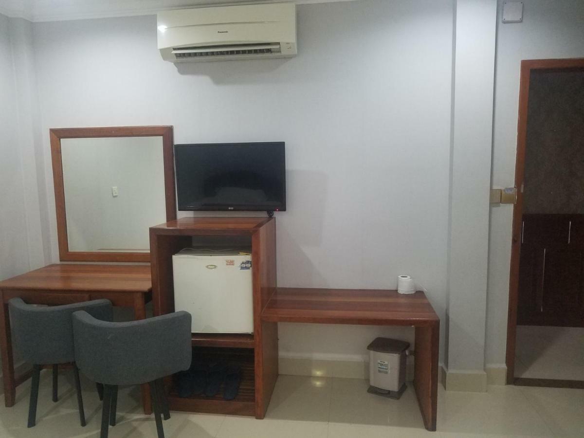 פנום פן Wei Si Deng Hotel & Restaurant מראה חיצוני תמונה